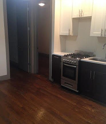 2nd image of 1635 Saint Johns Pl