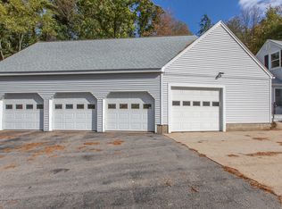 8 Central St, East Hampstead, NH 03826