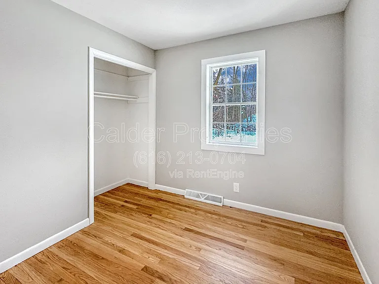 7202 Melody Ln — Photo 8