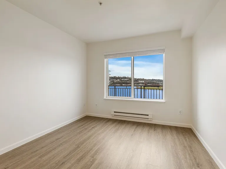 Remi Apartments — Photo 49