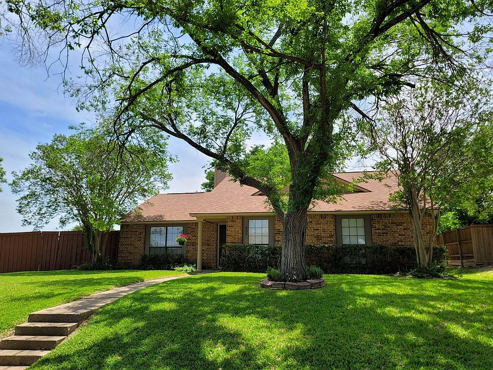 Lush, large front yard.