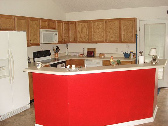 Kitchen with Island