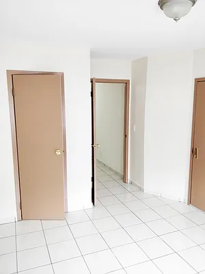 Rented by Voro, LLC | media 14