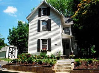17 Ellsworth Ave, Danbury, CT 06810