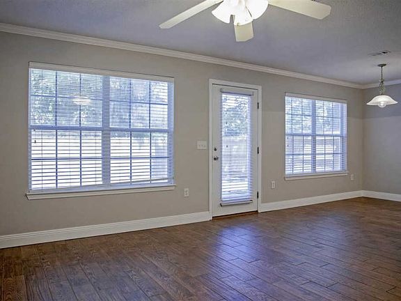4th image of 6358 Cottage Woods Dr