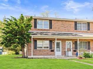 525 Mountainview Rd, Middletown, PA 17057