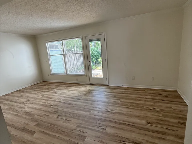 4912 Seabrook Ct — Photo 22