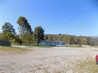 15 Cross St, New Salem, PA 15468