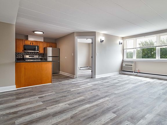 2nd image of 2115 W Farwell Ave APT 511