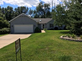 805 High Pointe Dr, Springfield, IL 62702