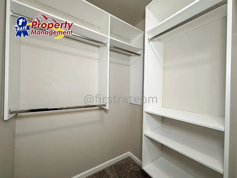 10151 W Garverdale Ln #201 — Photo 18