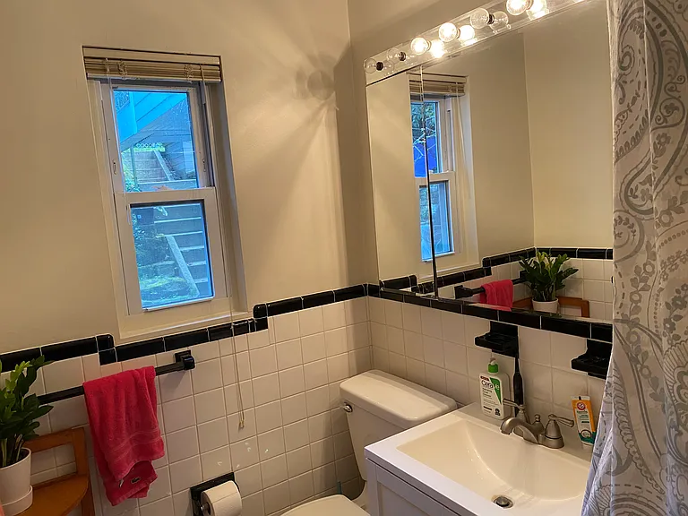 5167 Fulton St NW — Photo 9