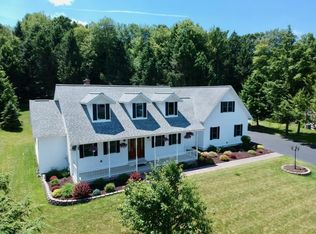 8 Springtree Blvd, Apalachin, NY 13732