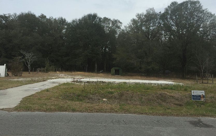 1st image of 475 SW Shady Ln