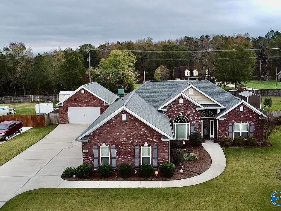 1st image of 190 Wes Ashley Dr