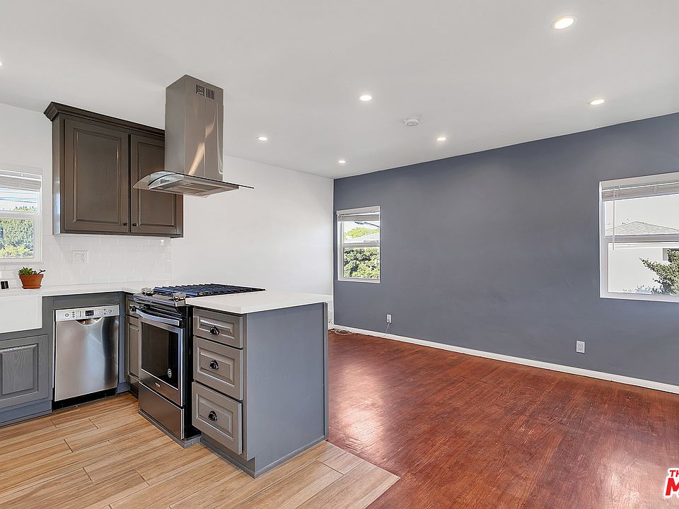 1st image of 2029 Oak St APT C