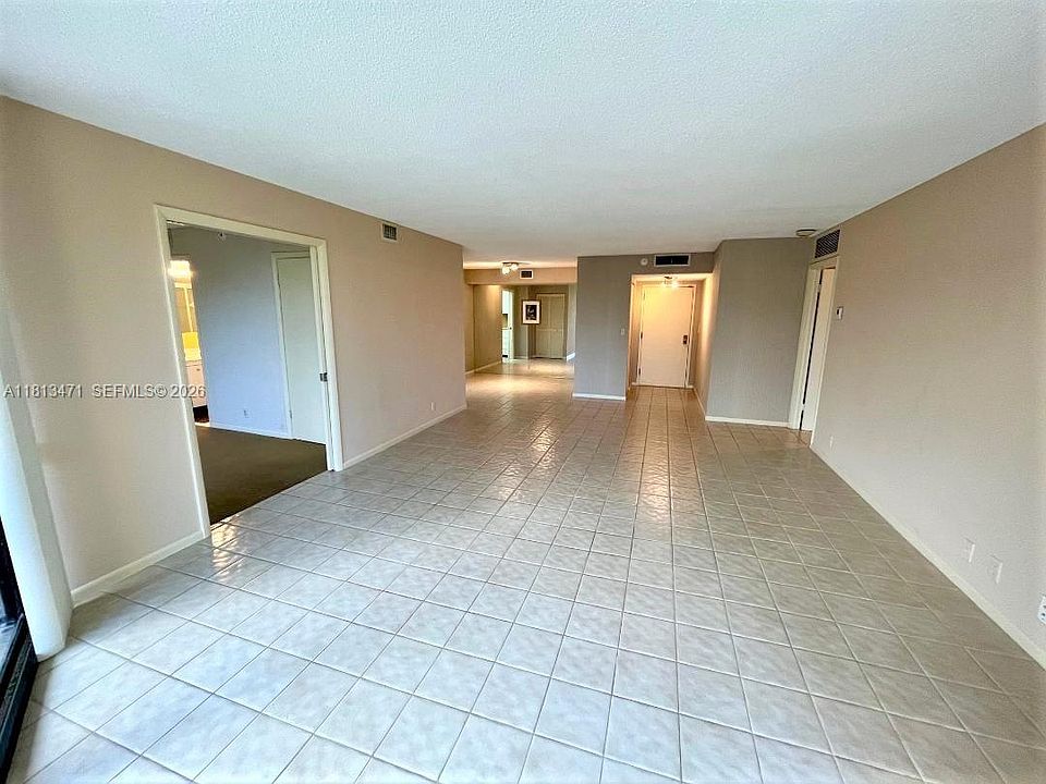 2nd image of 1000 Quayside Ter APT 410