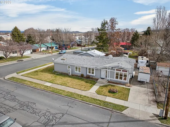 2248 Oak St, Baker City, OR 97814