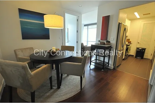 Rented by City Connections Realty | media 19