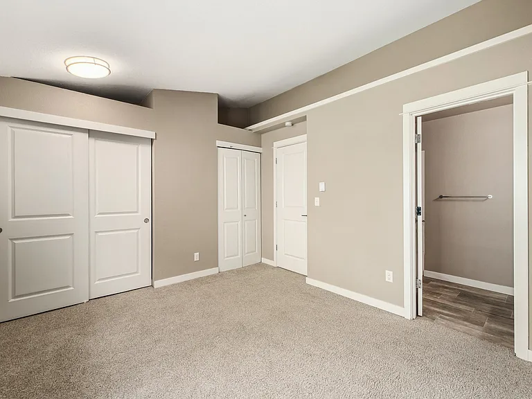 The Row Townhomes — Photo 13