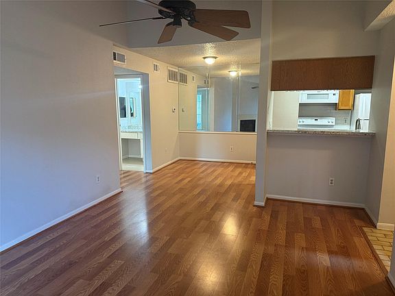 5th image of 2120 El Paseo St APT 1808