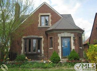 104 Spokane Dr, Pontiac, MI 48341