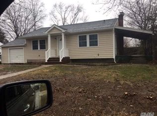 165 Charter Oaks Ave, Brentwood, NY 11717