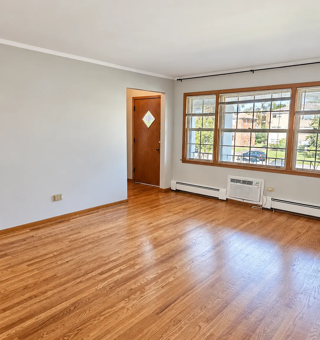 1 bed, 900 sqft, $1,750 — Photo 2