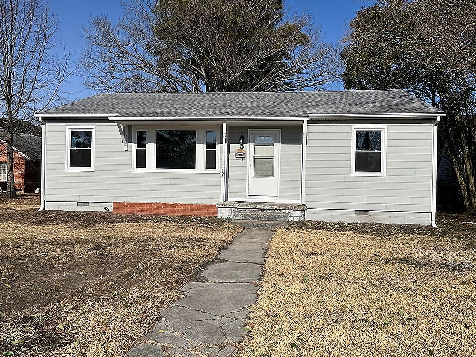 1st image of 104 Green Meadow Dr