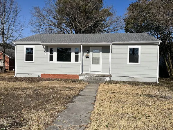 104 Green Meadow Dr, Portsmouth, VA 23701