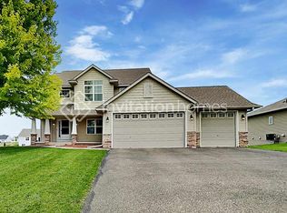 838 Watertown Ave, Delano, MN 55328