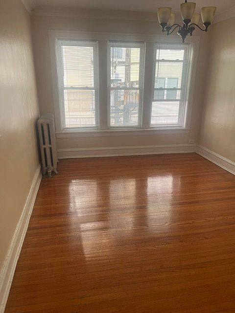 1st image of 720A Hinman Ave #3N