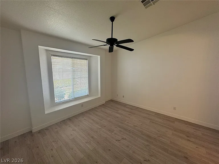 8772 Bridgeport Bay Ave — Photo 23