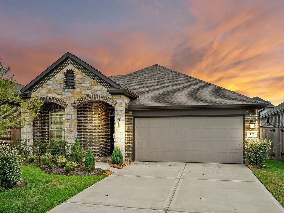 187 Buckeye Dr