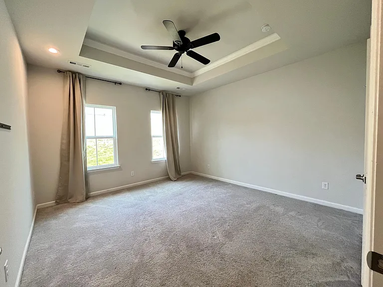 425 S Downs Cir — Photo 8