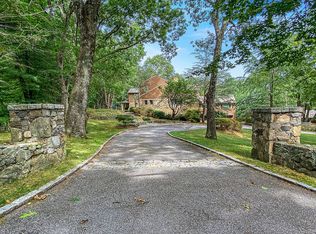 43 Lawrence Farms Crossway, Chappaqua, NY 10514