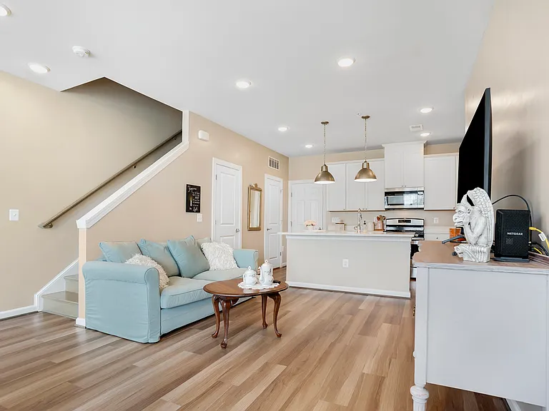 23511 Public House Rd #101 — Photo 9