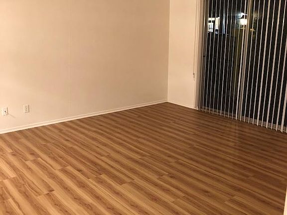 5th image of 5900 E Naples Plz APT 4