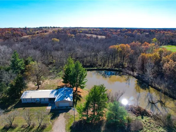 11670 SW Frank Ross Rd, Clarksdale, MO 64430