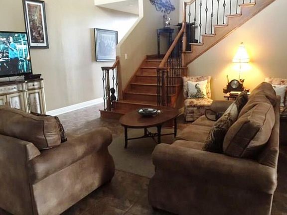 3rd image of 4220 Maid Stone Dr