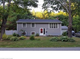 11 Lawn Ave, Gorham, ME 04038