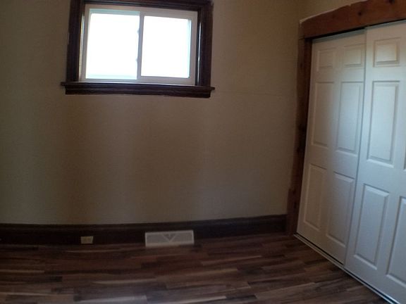 4th image of 1122 W 21st St Floor 1