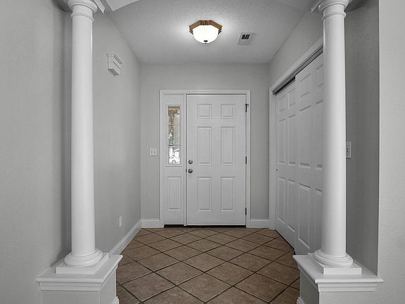 3rd image of 432 Sotier Pl