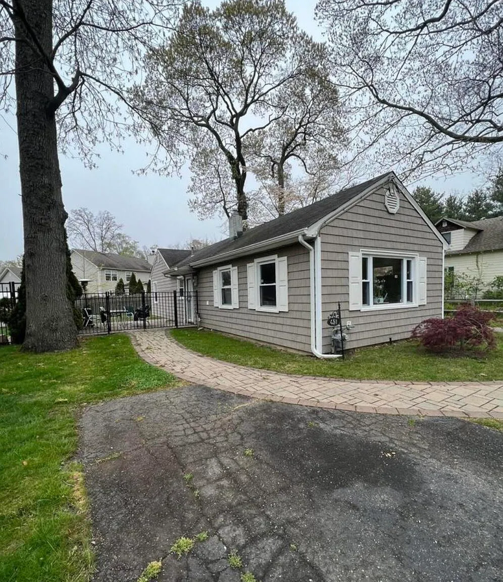 2 bed, 1024 sqft, $3,500 — Photo 4