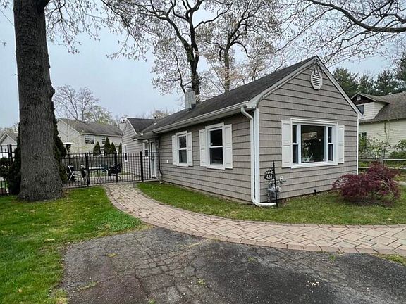4th image of 451 Harnell Ave