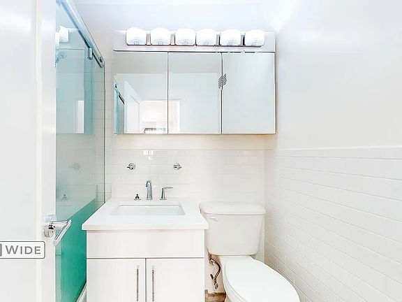 4th image of 96 5th Ave APT 8E
