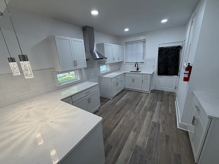 2319 Cumberland Ave #1 — Photo 5