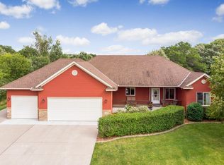 20287 Auburn St NW, Elk River, MN 55330