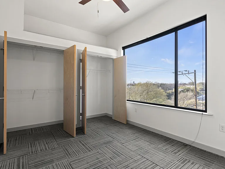 Matrix Midtown — Photo 10