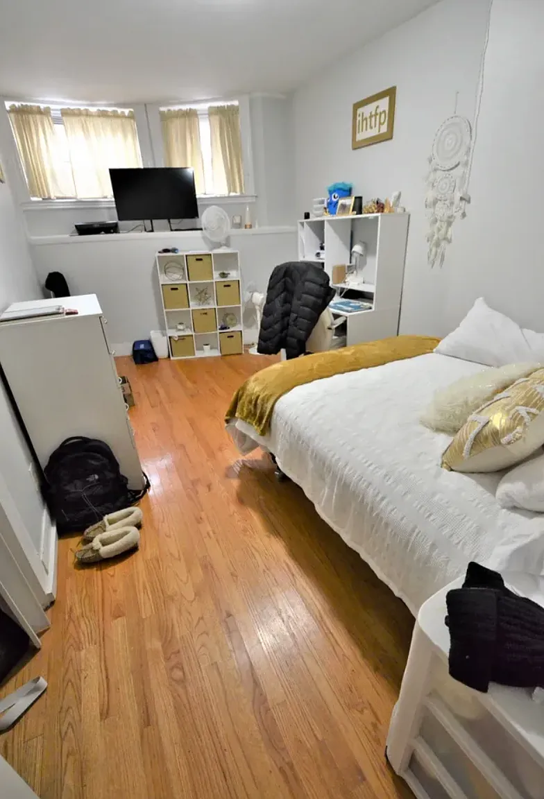 2 bed, $2,700 — Photo 2